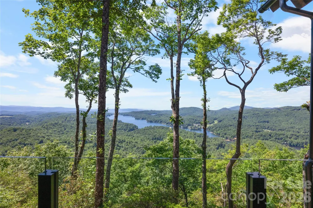 140 Panther Summit Drive Lake Toxaway, NC 28747