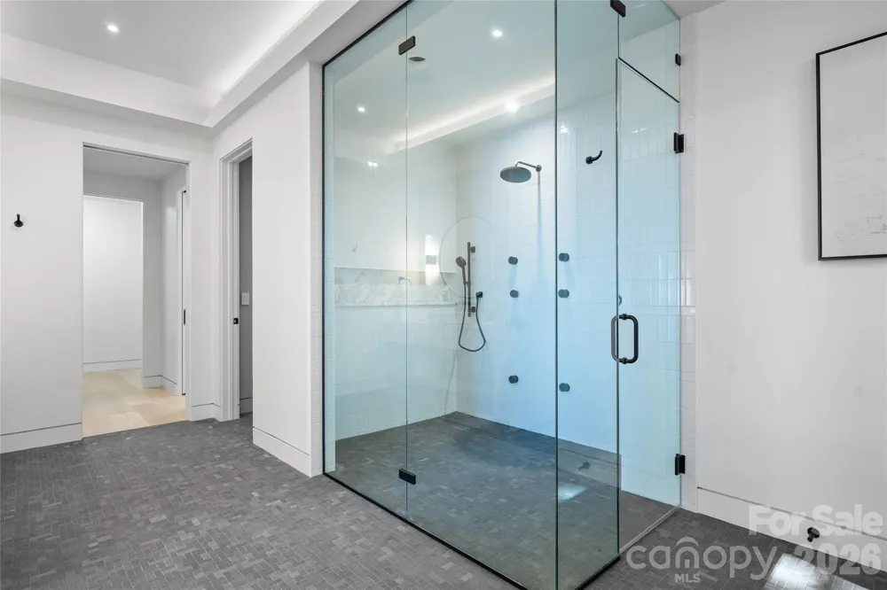 140 Panther Summit Drive Lake Toxaway, NC 28747