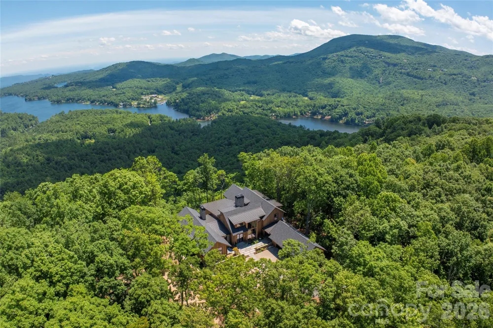 140 Panther Summit Drive Lake Toxaway, NC 28747