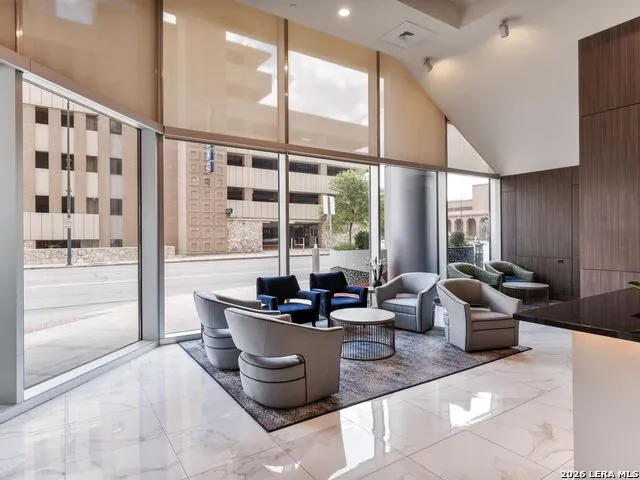 610 E MARKET ST Unit 2904 San Antonio, TX 78205