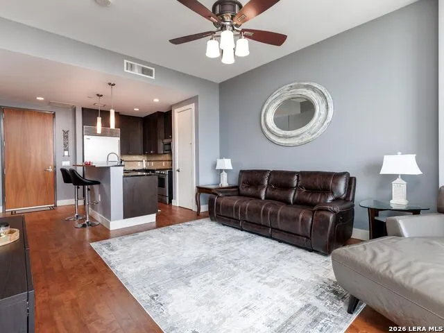 610 E MARKET ST Unit 2904 San Antonio, TX 78205