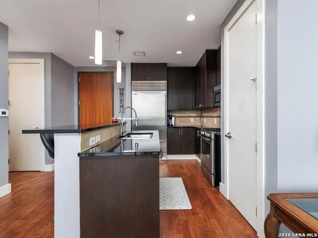 610 E MARKET ST Unit 2904 San Antonio, TX 78205