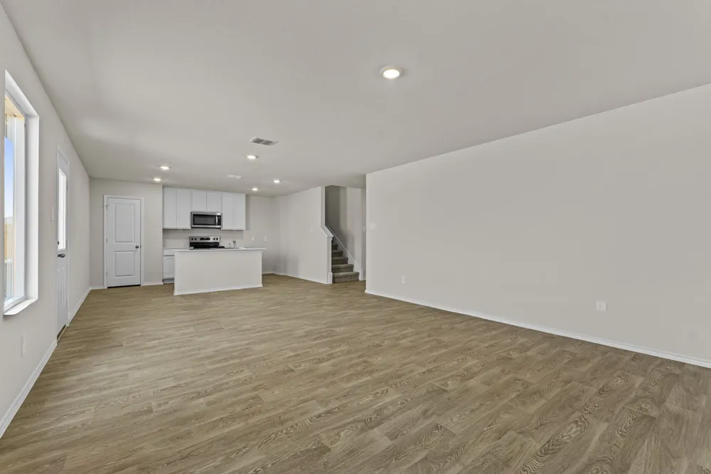 2117 Windflower Lane Luling, TX 78648