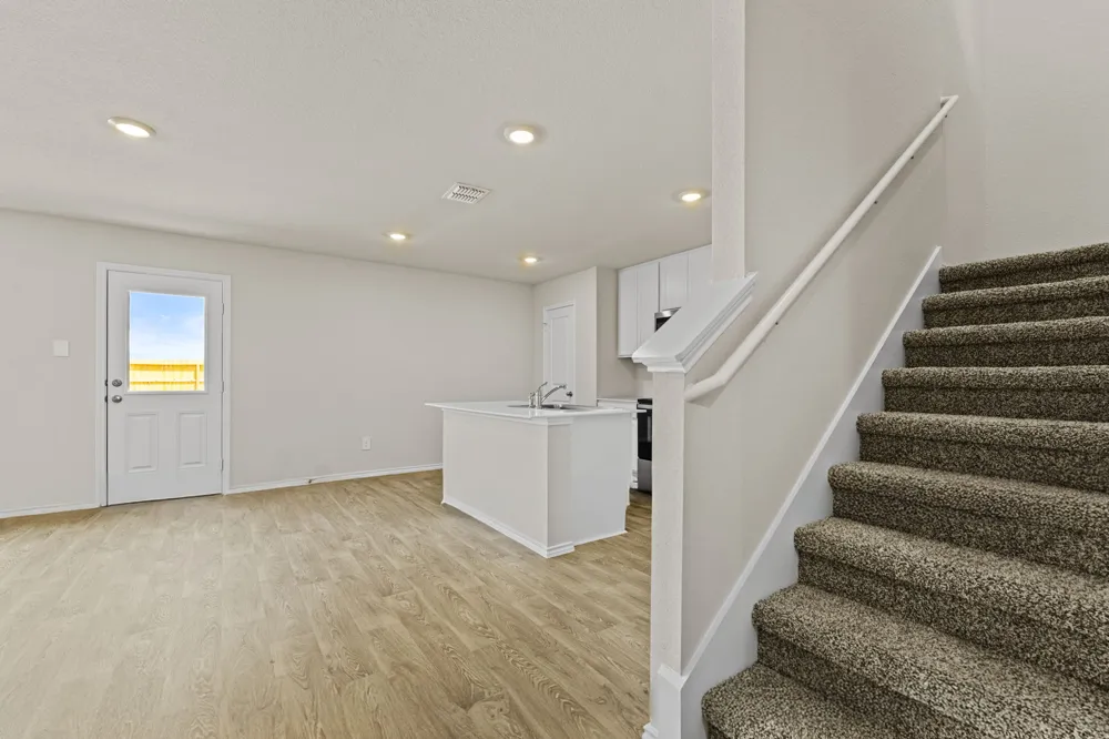 2117 Windflower Lane Luling, TX 78648