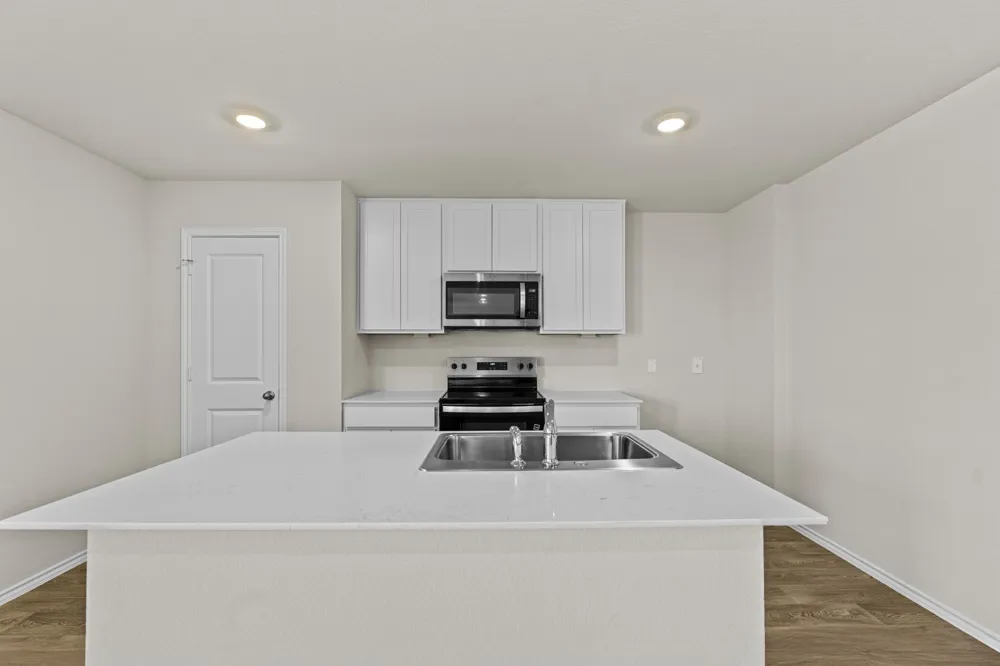 2117 Windflower Lane Luling, TX 78648