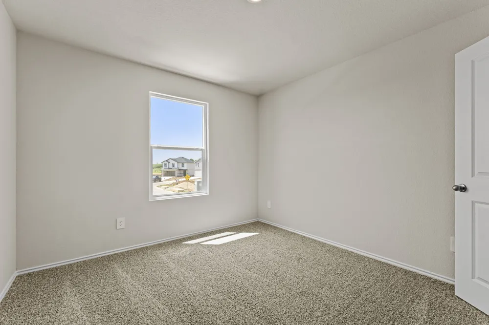 2117 Windflower Lane Luling, TX 78648