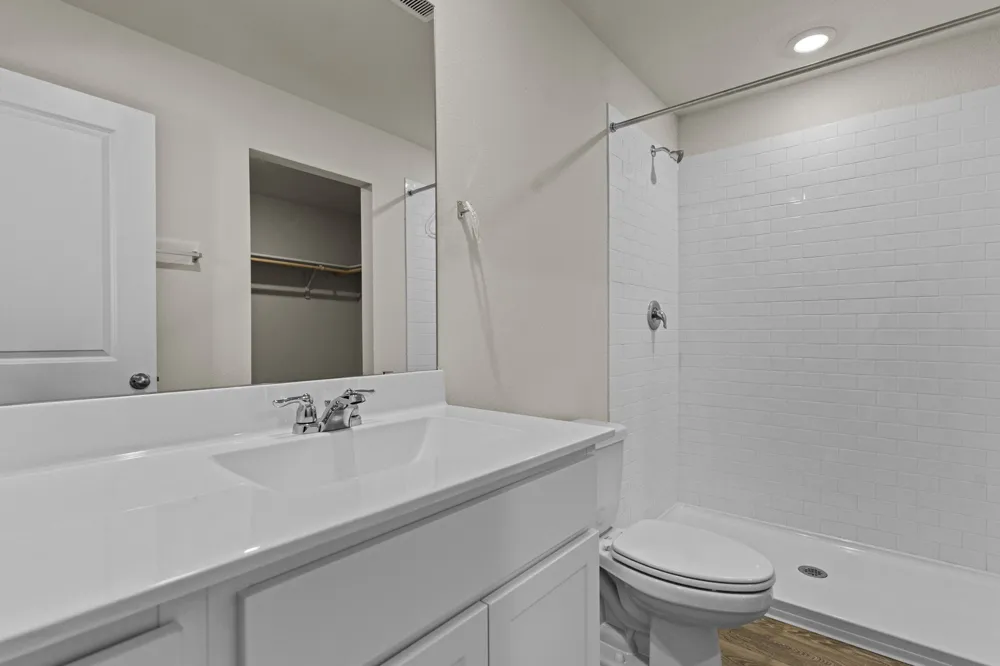 2117 Windflower Lane Luling, TX 78648