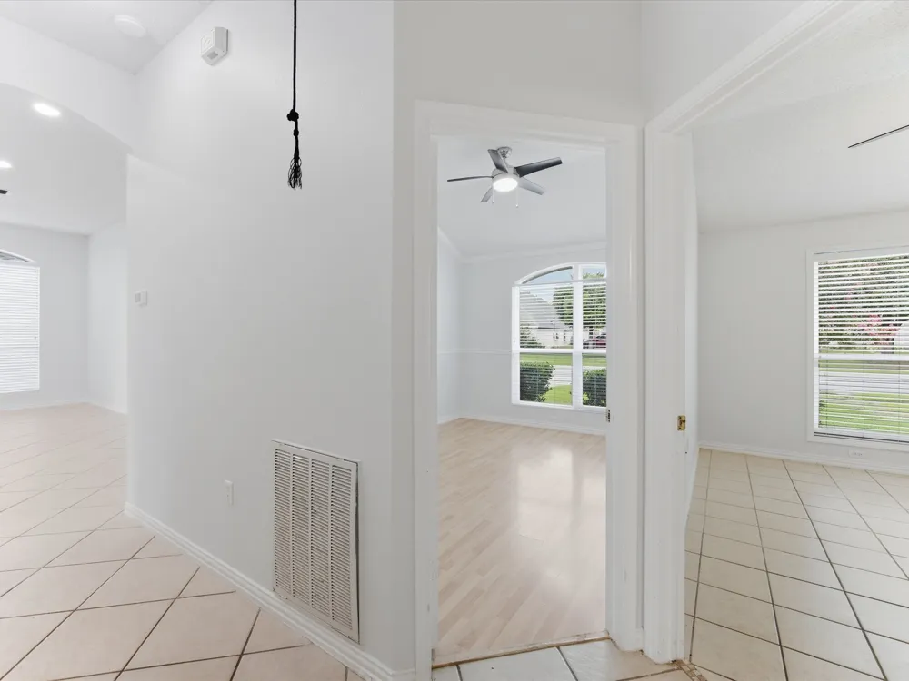 7609 Albany Lane Arlington, TX 76002
