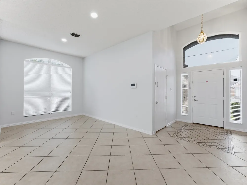 7609 Albany Lane Arlington, TX 76002