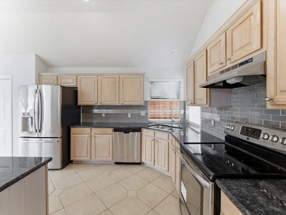 7609 Albany Lane Arlington, TX 76002