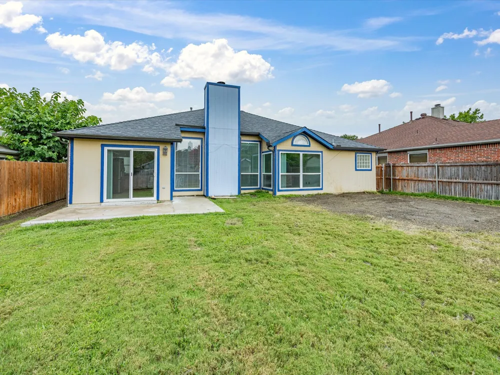 7609 Albany Lane Arlington, TX 76002