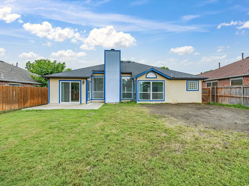 7609 Albany Lane Arlington, TX 76002