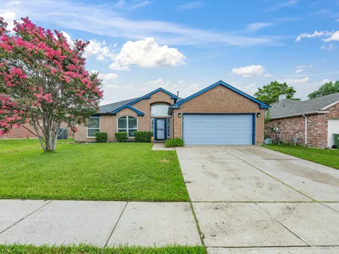 7609 Albany Lane