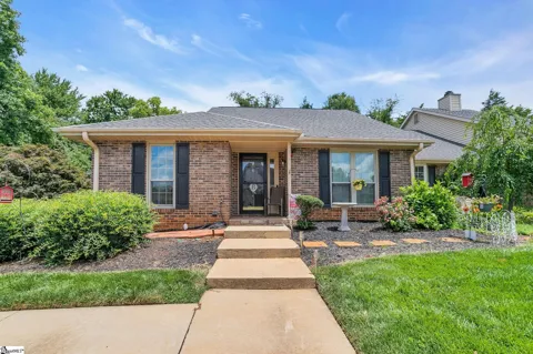 75 Forest Lake Drive