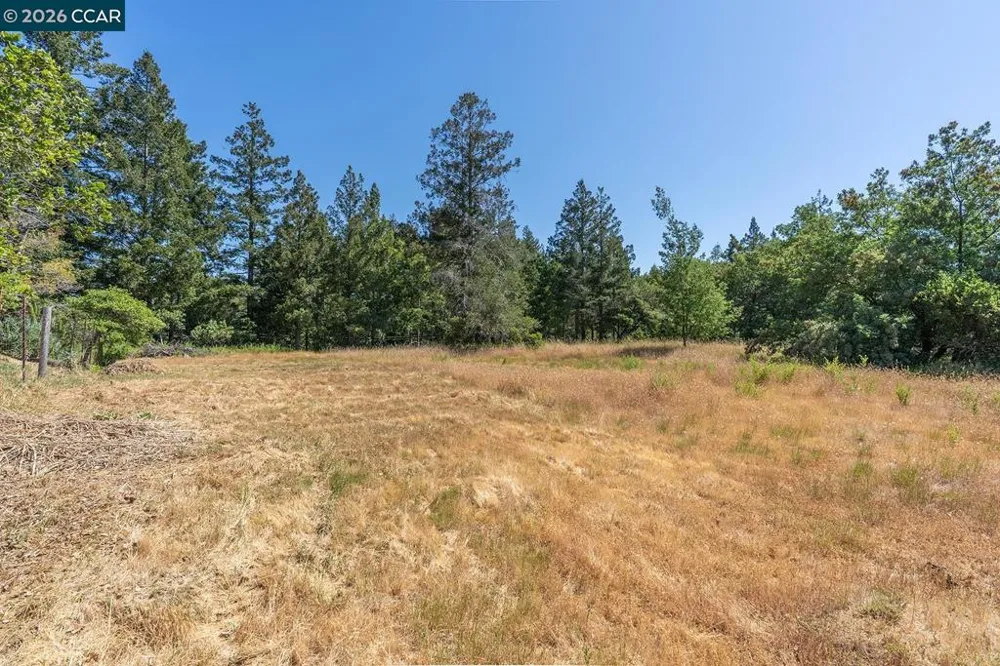 Address Not Shown Kentfield, CA 94904
