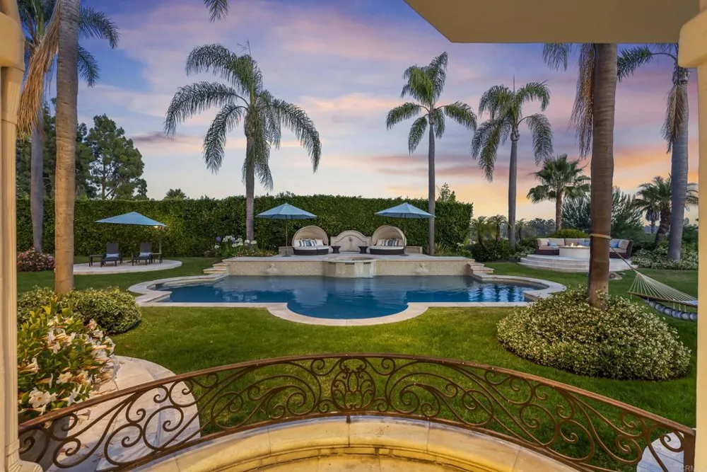6479 Calle Del Alcazar Rancho Santa Fe, CA 92067