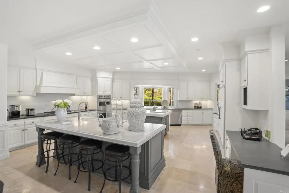 6479 Calle Del Alcazar Rancho Santa Fe, CA 92067