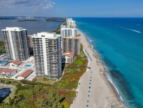 4000 Ocean Drive #403