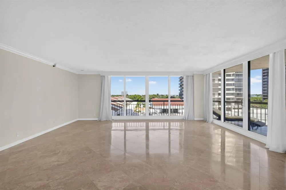 4000 Ocean Drive #403 Singer Island, FL 33404