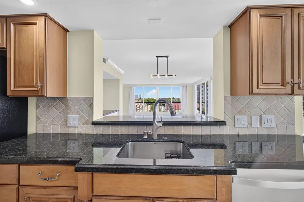 4000 Ocean Drive #403 Singer Island, FL 33404