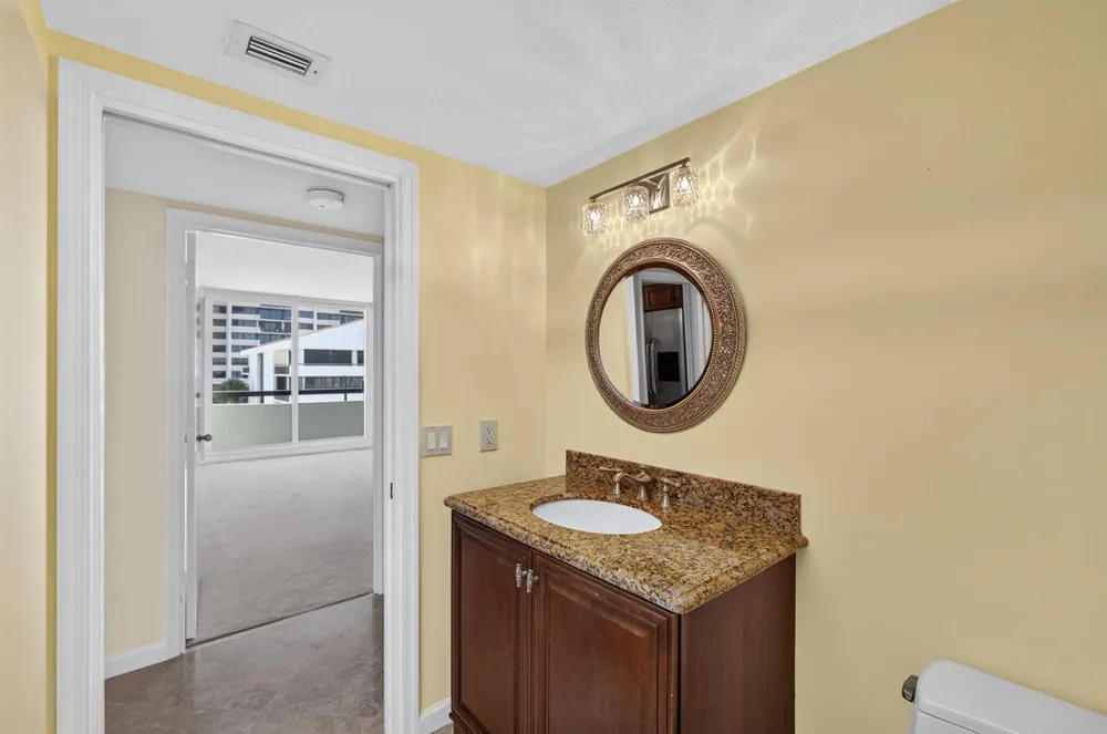 4000 Ocean Drive #403 Singer Island, FL 33404
