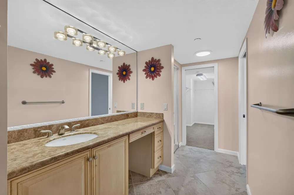 4000 Ocean Drive #403 Singer Island, FL 33404