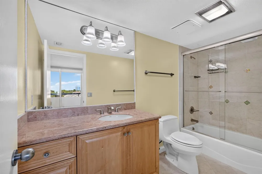 4000 Ocean Drive #403 Singer Island, FL 33404