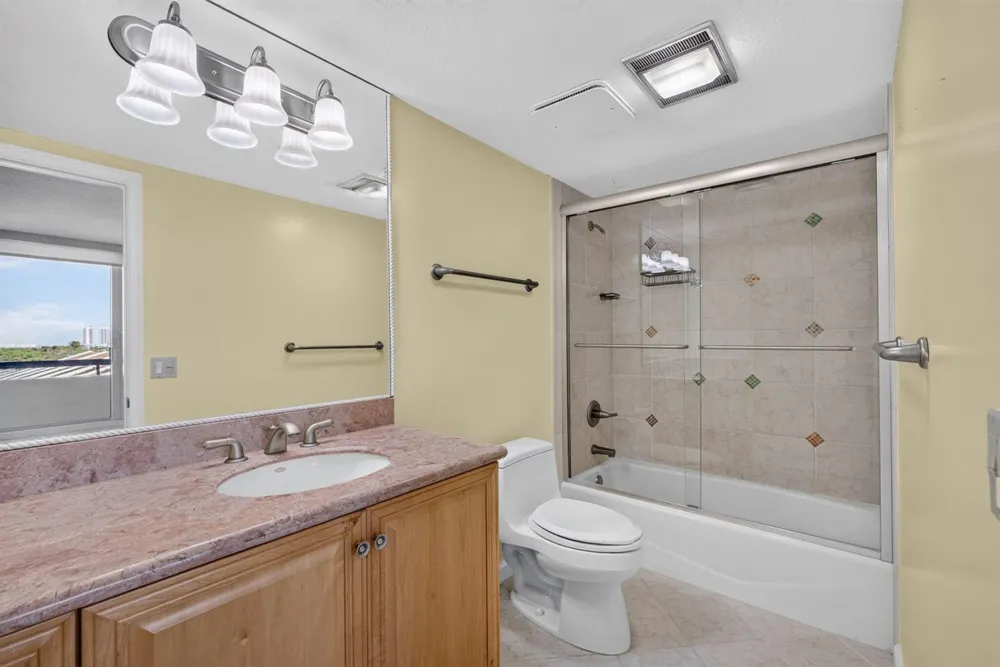 4000 Ocean Drive #403 Singer Island, FL 33404