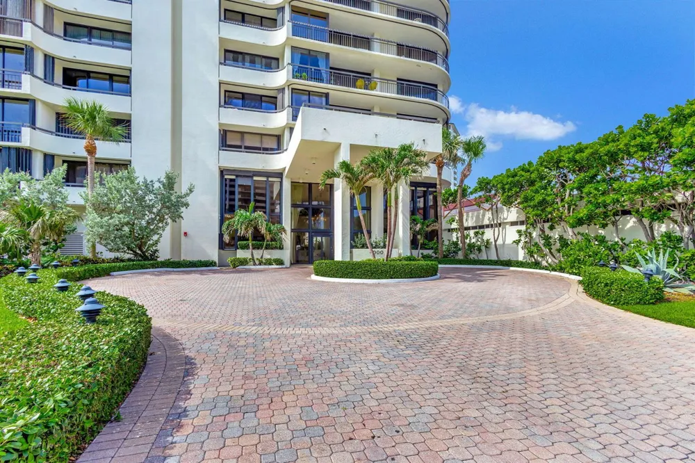 4000 Ocean Drive #403 Singer Island, FL 33404