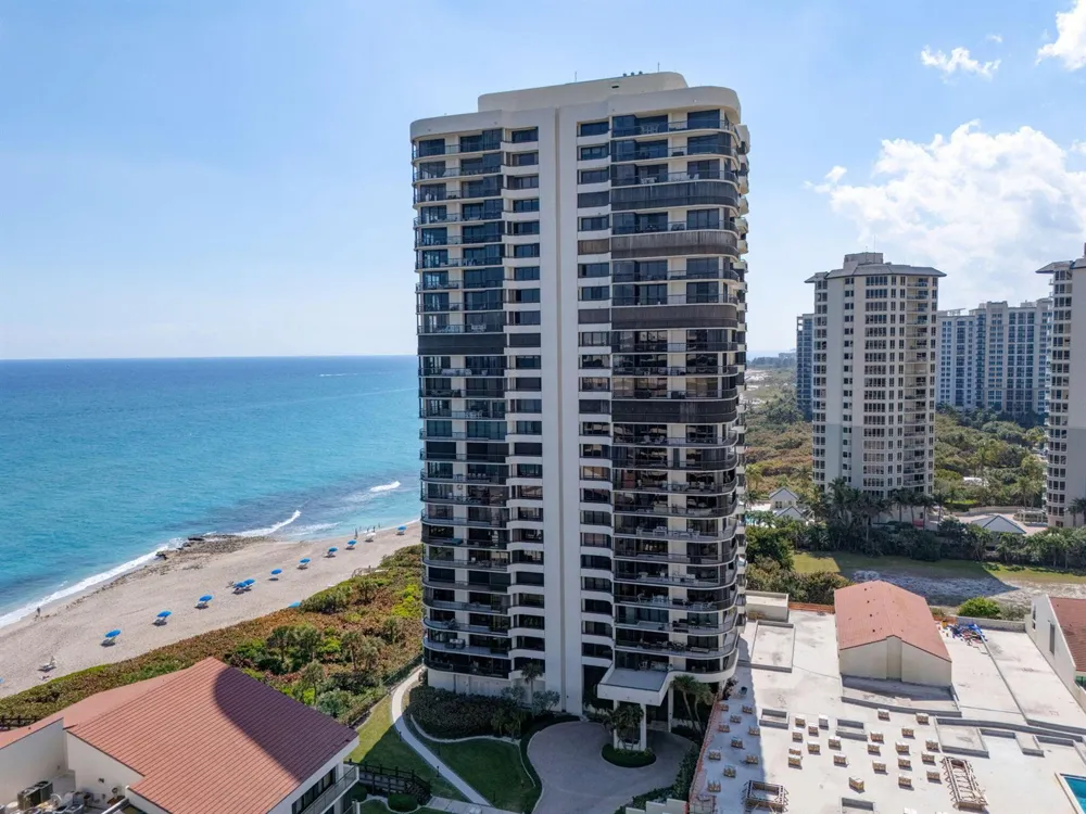 4000 Ocean Drive #403 Singer Island, FL 33404