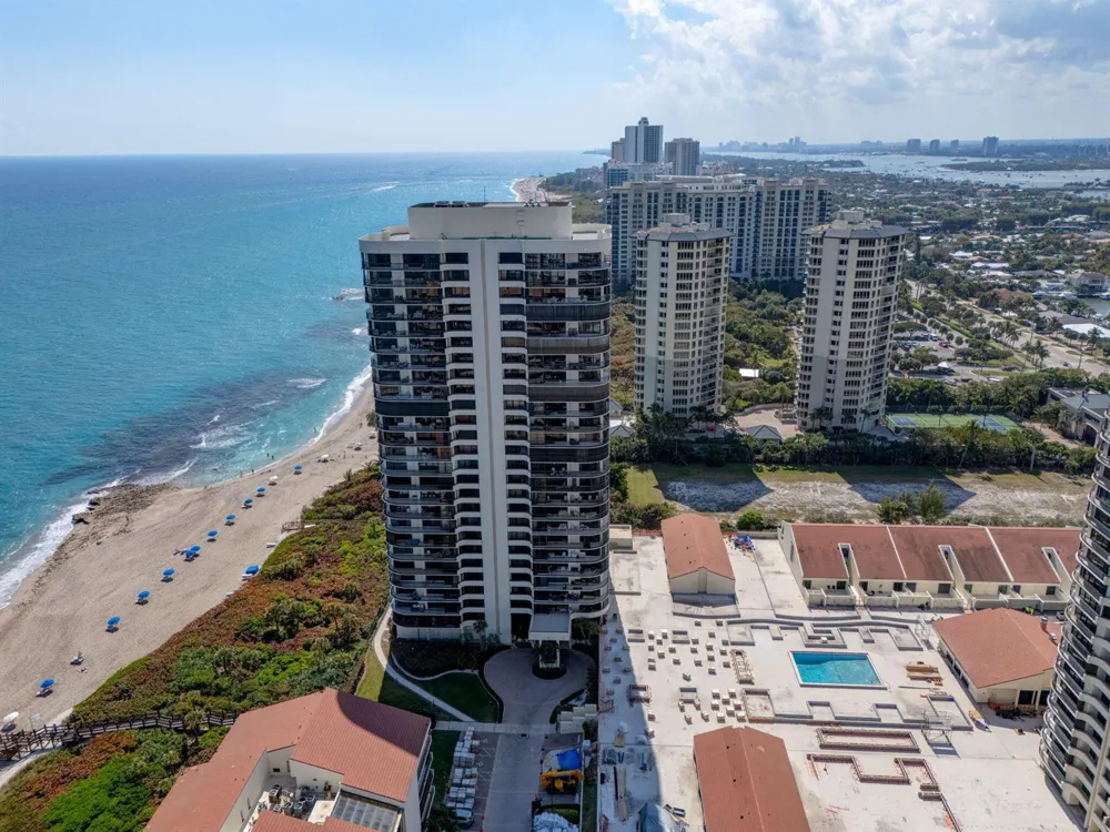 4000 Ocean Drive #403 Singer Island, FL 33404