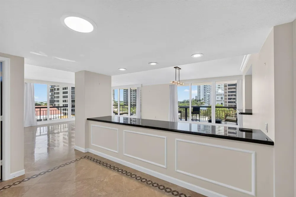 4000 Ocean Drive #403 Singer Island, FL 33404