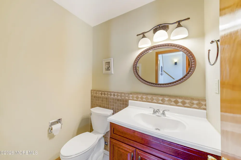 92 Wigwam Lane Tinton Falls, NJ 07724