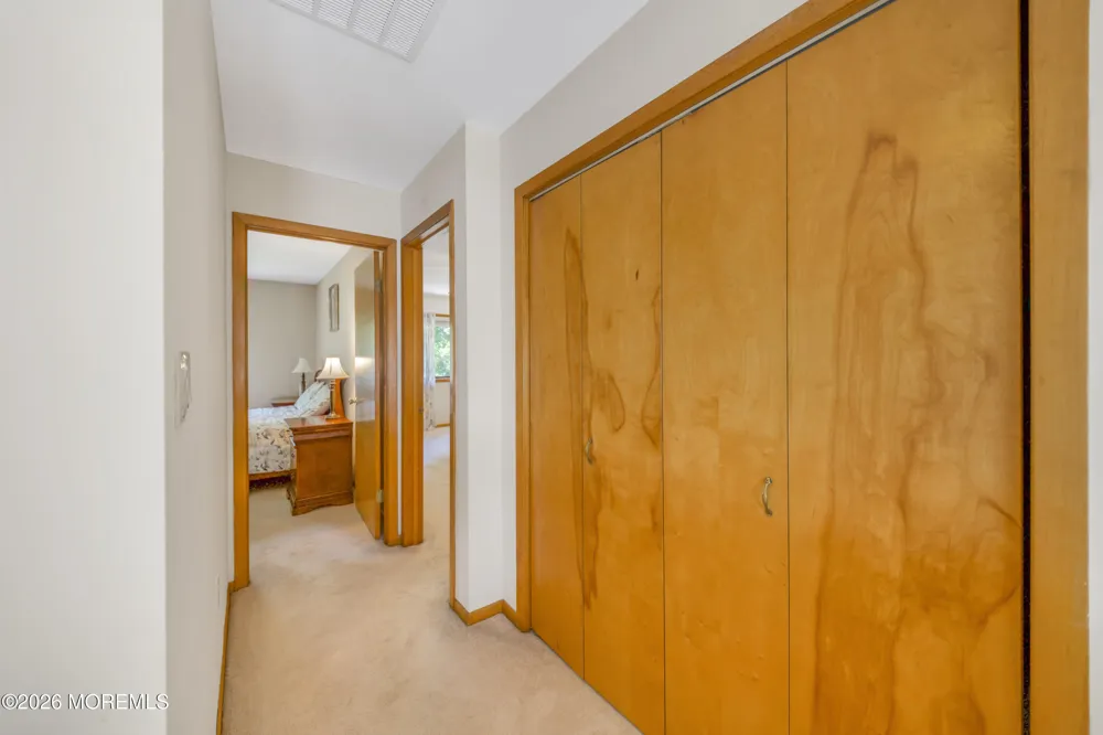 92 Wigwam Lane Tinton Falls, NJ 07724