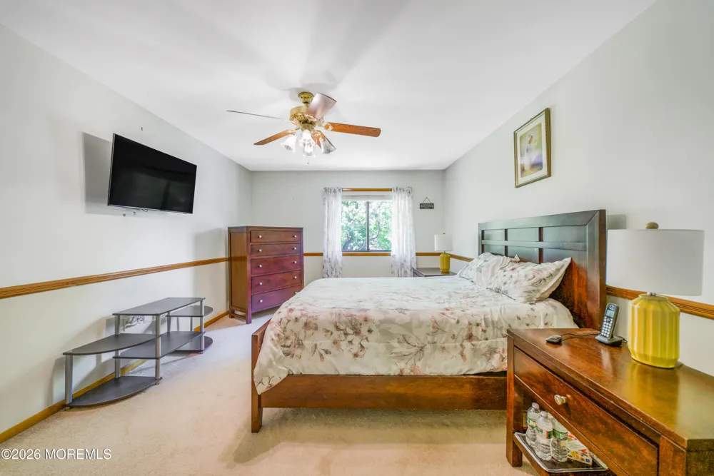 92 Wigwam Lane Tinton Falls, NJ 07724