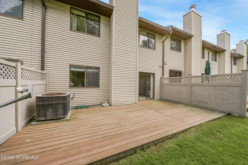 92 Wigwam Lane Tinton Falls, NJ 07724