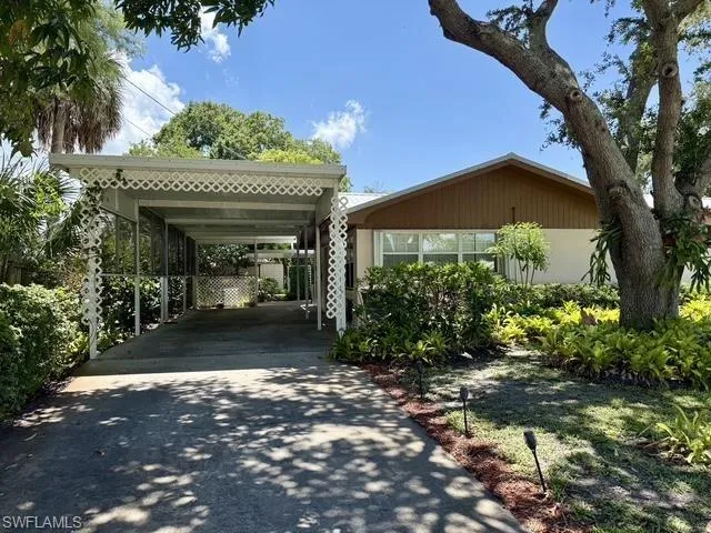 444 E Osceola Avenue Clewiston, FL 33440