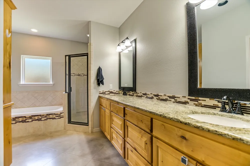705 Woodland Park Drive Marble Falls, TX 78654