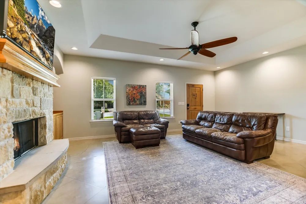 705 Woodland Park Drive Marble Falls, TX 78654