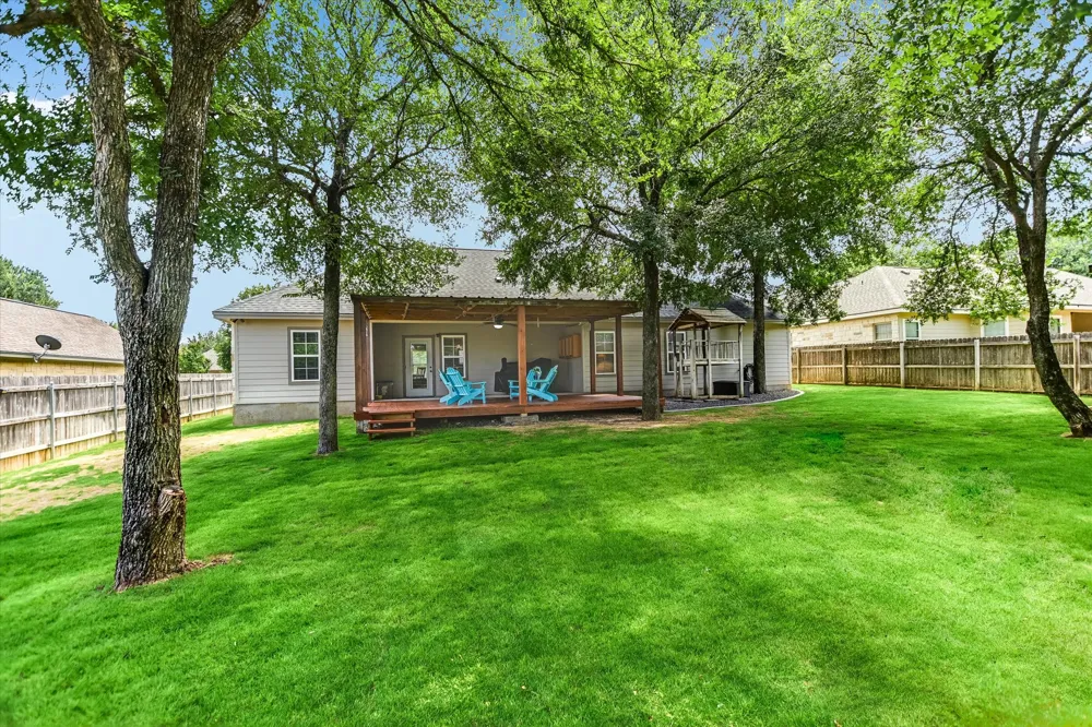 705 Woodland Park Drive Marble Falls, TX 78654