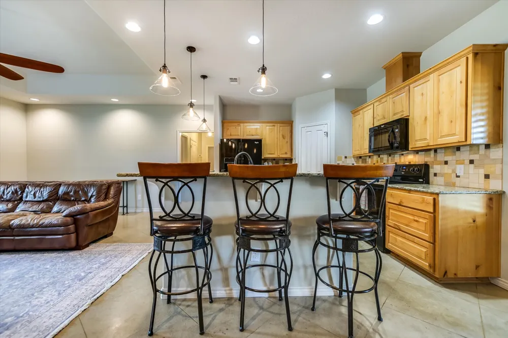 705 Woodland Park Drive Marble Falls, TX 78654