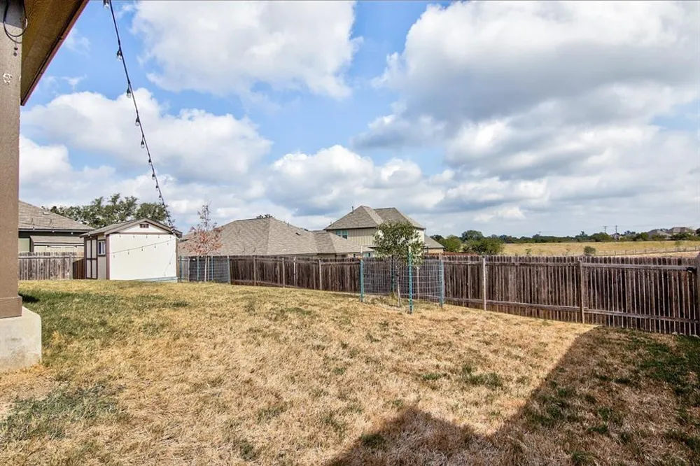 13409 Larrys Lane Manchaca, TX 78652