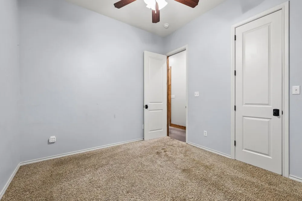 7106 County Road 4729 Commerce, TX 75428