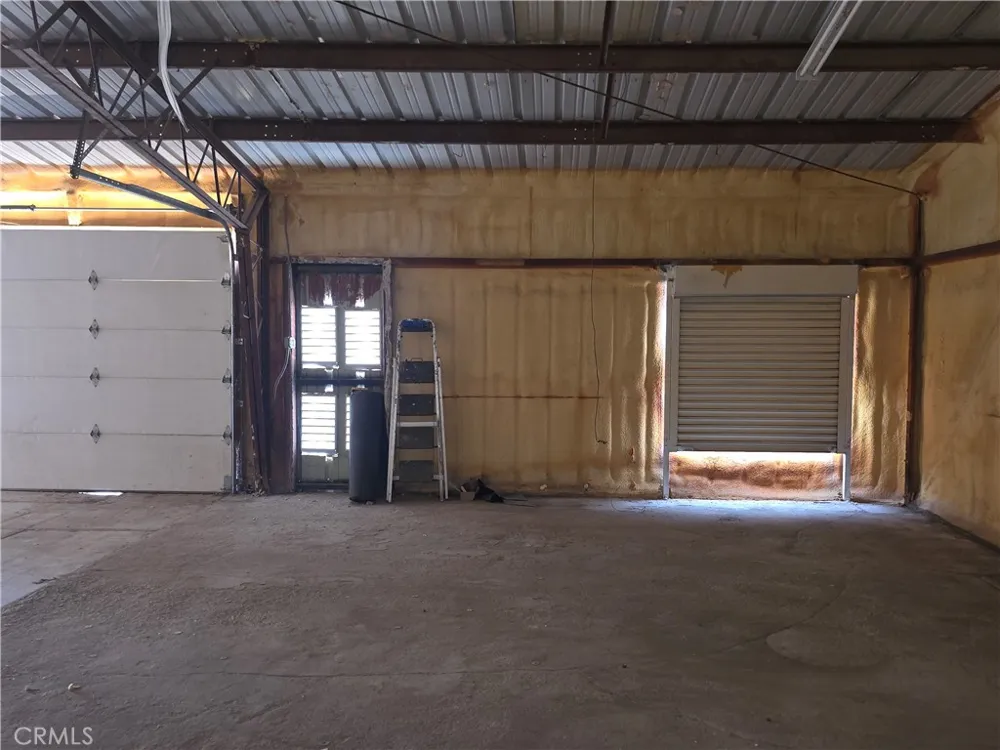 39070 Yucca Newberry Springs, CA 92398