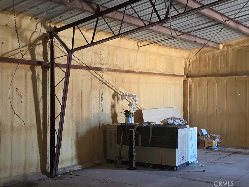 39070 Yucca Newberry Springs, CA 92398