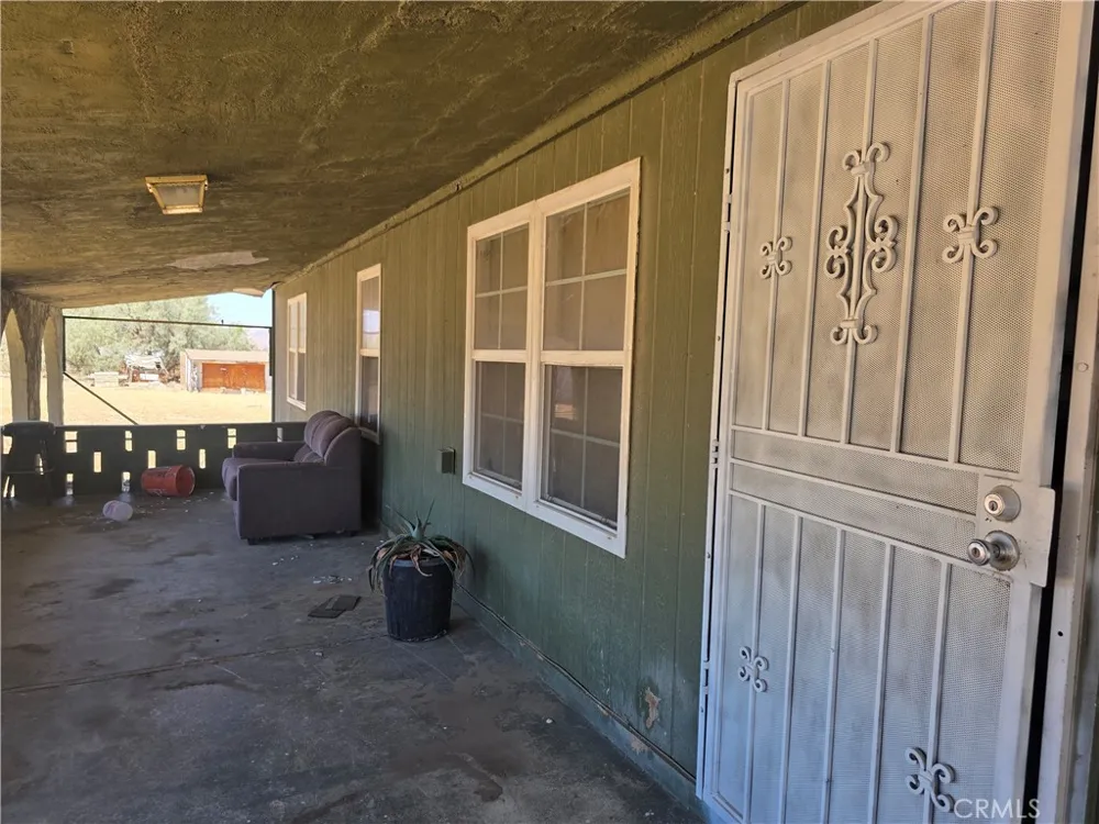 39070 Yucca Newberry Springs, CA 92398