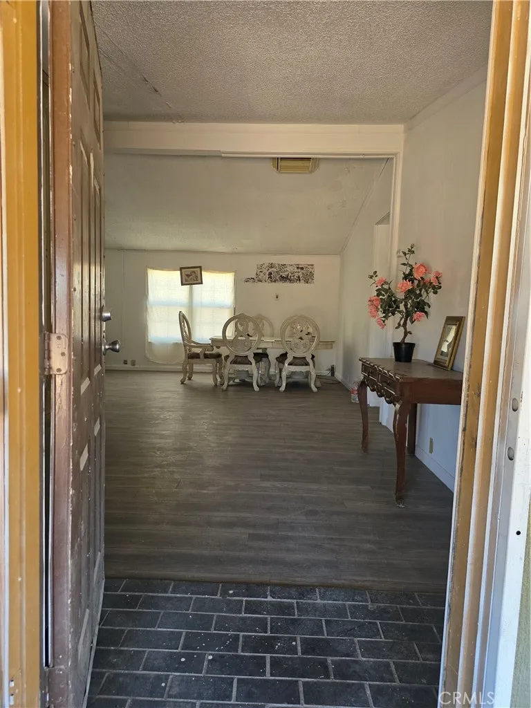 39070 Yucca Newberry Springs, CA 92398