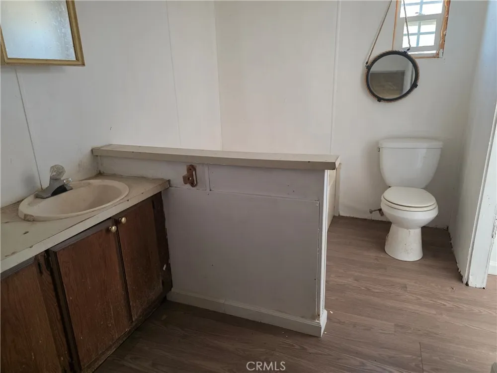 39070 Yucca Newberry Springs, CA 92398