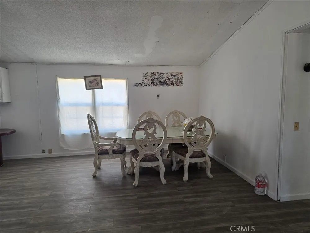 39070 Yucca Newberry Springs, CA 92398
