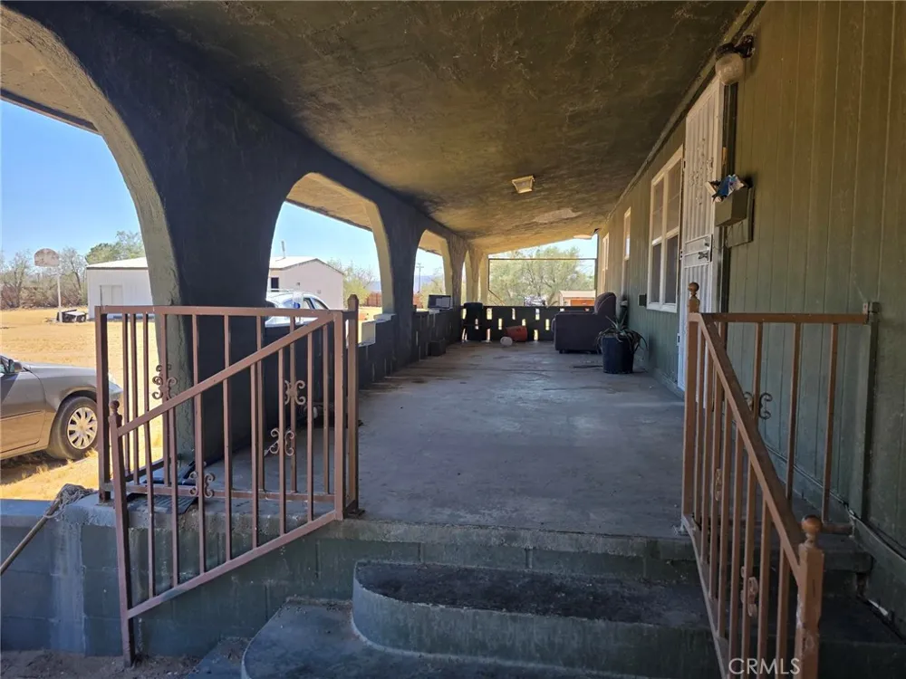 39070 Yucca Newberry Springs, CA 92398